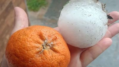“Las más grandes eran del tamaño de una pelota de golf”: el fuerte granizo que golpeó a Mendiolaza y Unquillo - Perfil